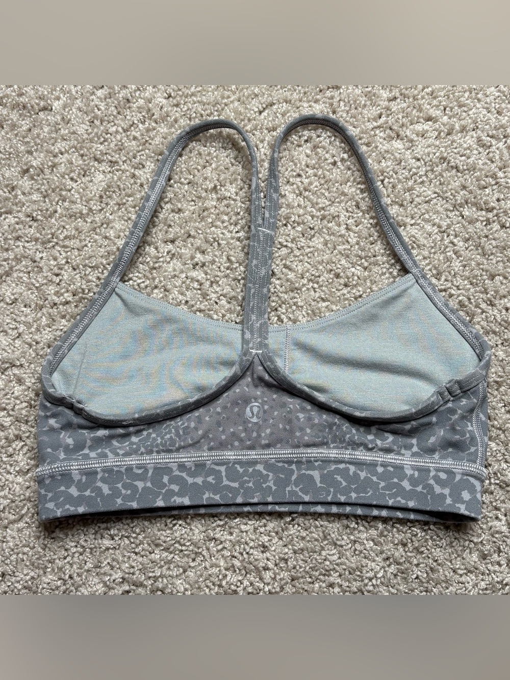 Lululemon Flow Y Bra Nulu *Light Support, B/C Cup - Picture 2 of 4